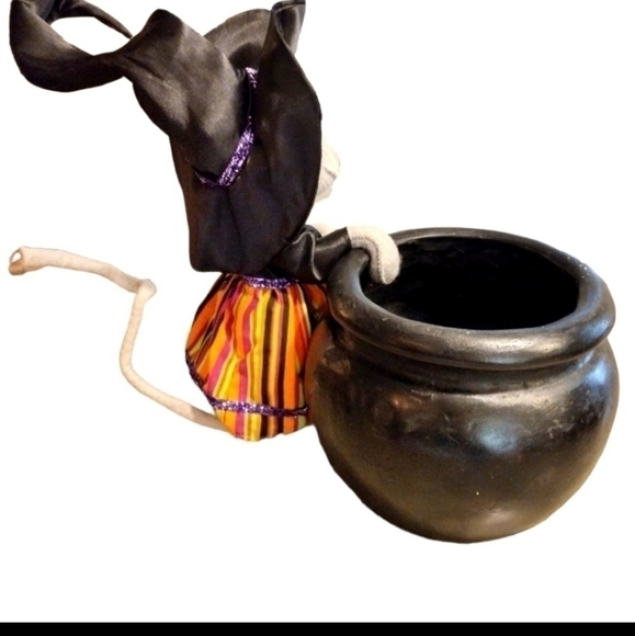 RARE Annalee 10" Witch Mouse With Cauldron - Picture 2 of 7